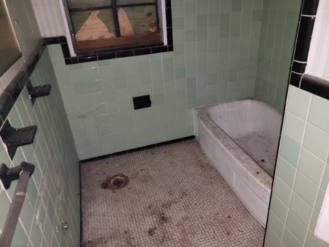 6865 Vaughan (10).jpg